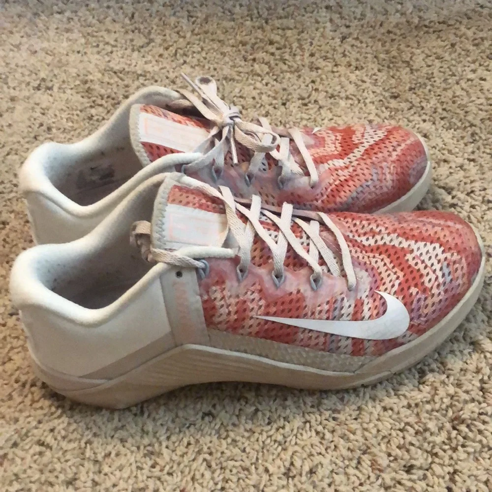 Multi colored Metcons - Picture 5 of 7